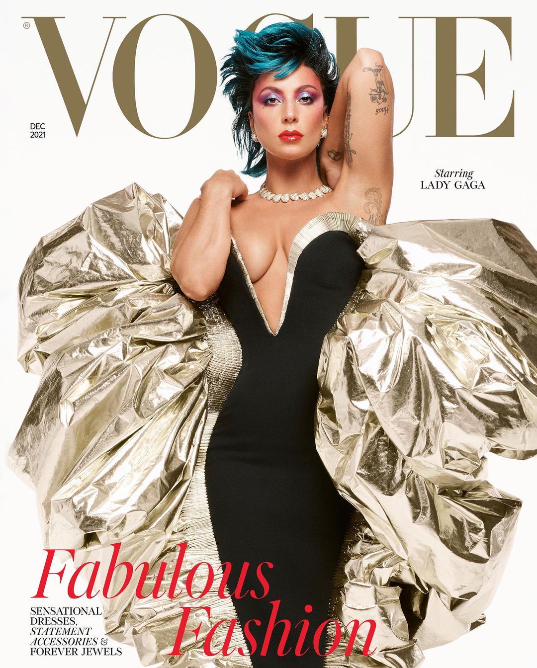 Красота на скромном фоне: голая Леди Гага украсила обложку Vogue